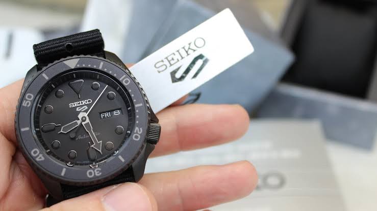 SEIKO 5 SPORTS SRPD79