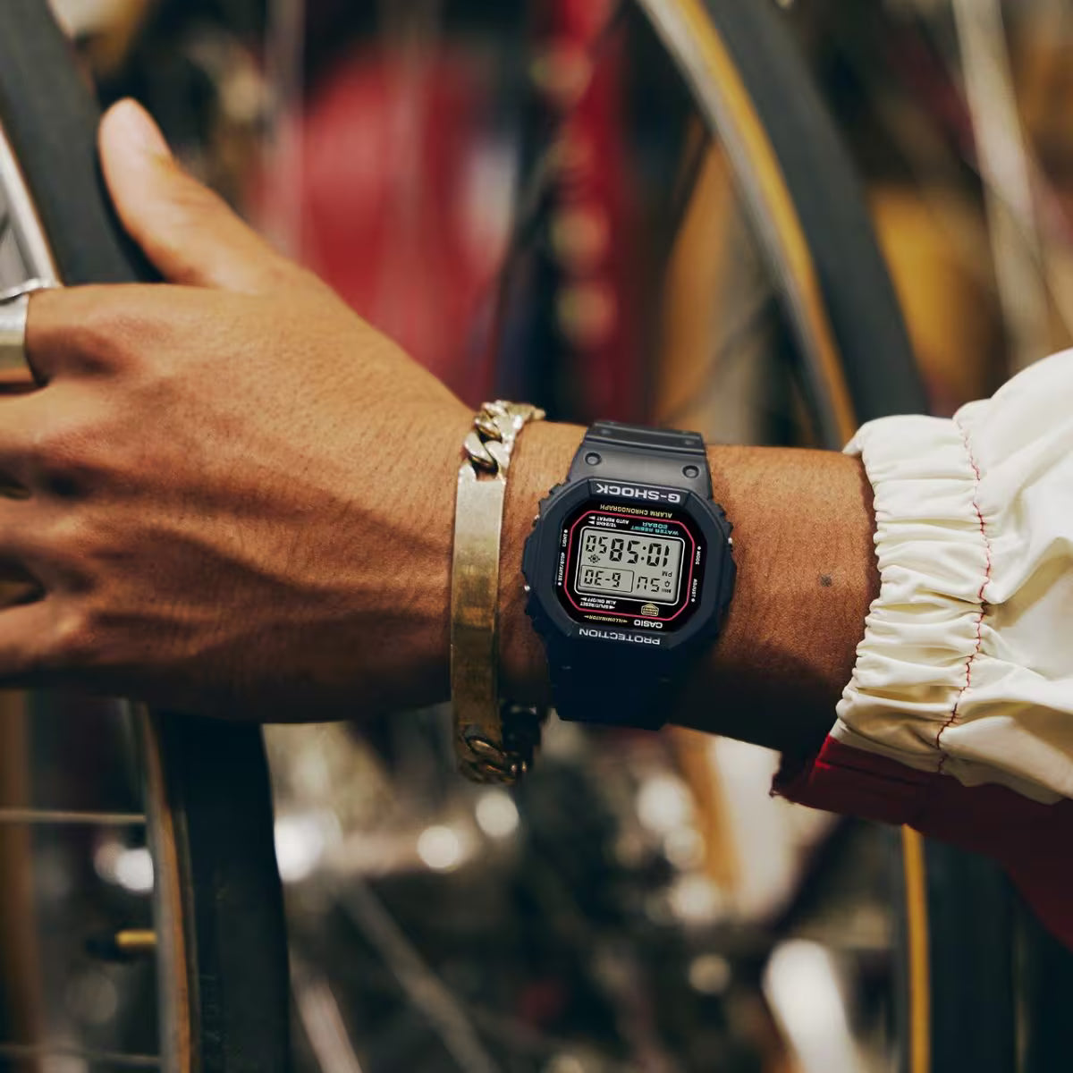 CASIO G-SHOCK DW-5600RL-1