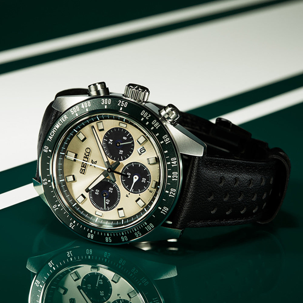 SEIKO PROSPEX SSC943P1 - Speedtimer Solar Chronograph