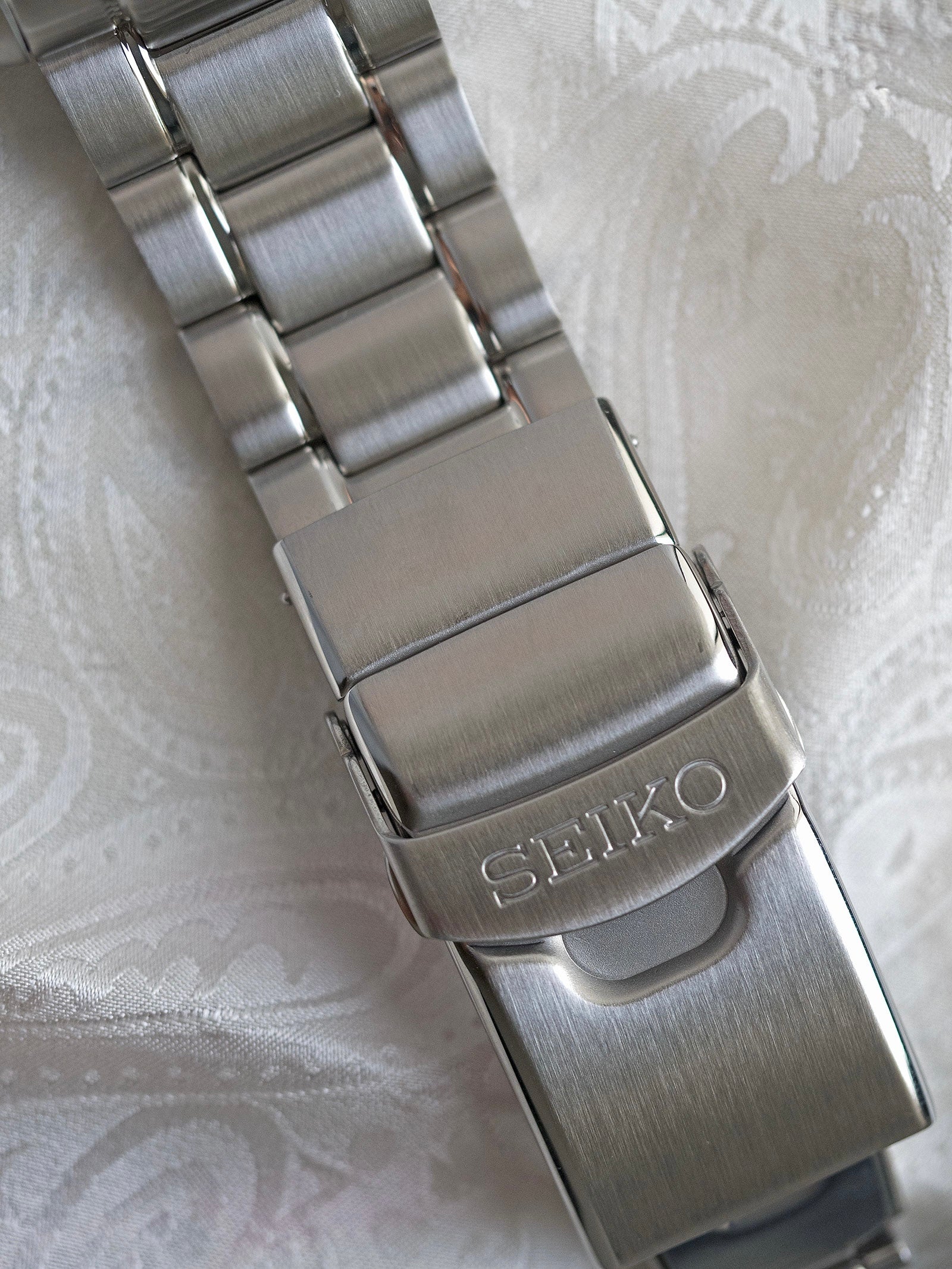 SEIKO PROSPEX SRPE99K1 - PADI Special Edition ‘Pepsi’